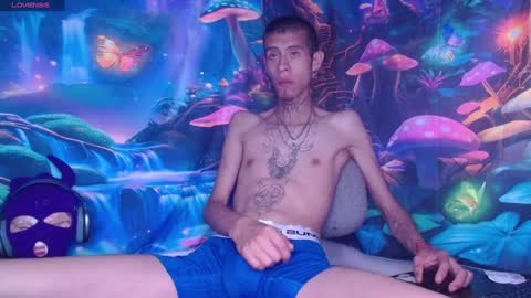 Snapshot of saint_boyy chatting on 02/04/25, 06:04 saint boy online show from 02/04/25, 06:04