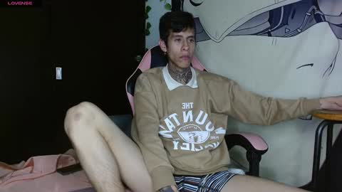 Snapshot of saint_boyy chatting on 09/09/25, 12:32 saint boy online show from 09/09/25, 12:32