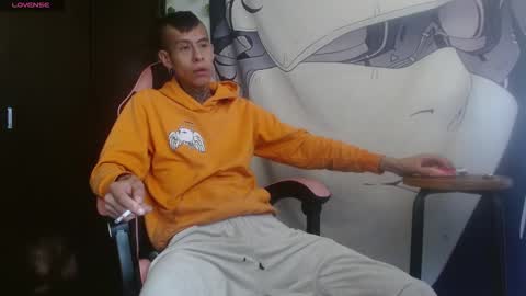 Snapshot of saint_boyy chatting on 09/28/25, 11:48 saint boy online show from 09/28/25, 11:48