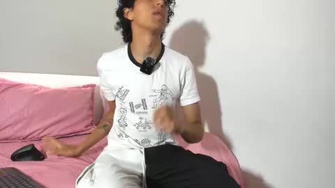 saint_dark online show from 12/01/25, 01:16