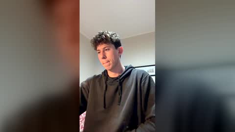 saint_nott online show from 05/14/26, 08:37