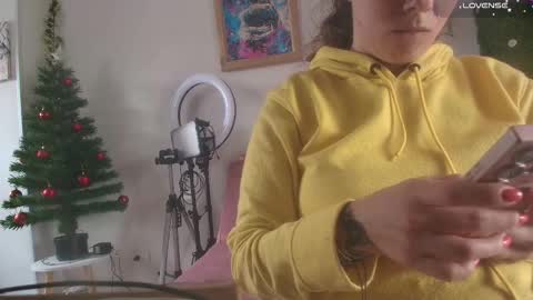 Snapshot of sairy_ chatting on 11/14/25, 05:00 sairy_ online show from 11/14/25, 05:00