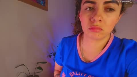 Snapshot of sairy_ chatting on 02/24/26, 04:32 sairy_ online show from 02/24/26, 04:32