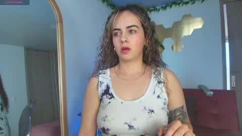 Snapshot of sairy_ chatting on 04/23/26, 04:42 sairy_ online show from 04/23/26, 04:42