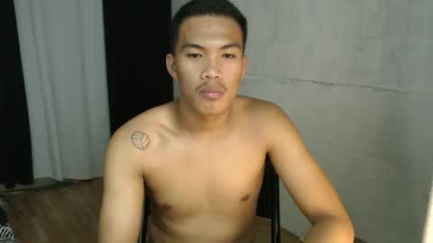 Snapshot of saj_taylor chatting on 09/23/25, 04:43 Taylor online show from 09/23/25, 04:43