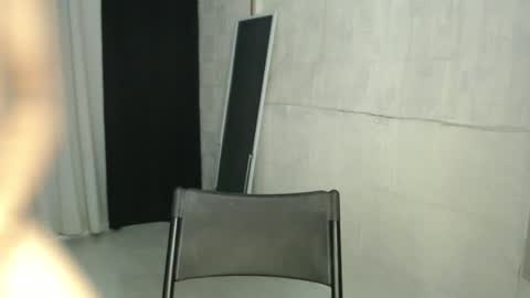 Snapshot of saj_taylor chatting on 10/24/25, 02:35 Taylor online show from 10/24/25, 02:35