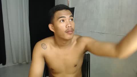 Snapshot of saj_taylor chatting on 10/28/25, 07:01 Taylor online show from 10/28/25, 07:01