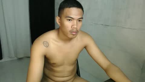 Snapshot of saj_taylor chatting on 11/28/25, 01:52 Taylor online show from 11/28/25, 01:52