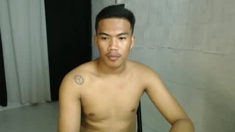 Snapshot of saj_taylor chatting on 12/18/25, 06:14 Taylor online show from 12/18/25, 06:14