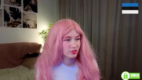 Snapshot of sakura_hey chatting on 11/04/25, 09:36 Sakura online show from 11/04/25, 09:36