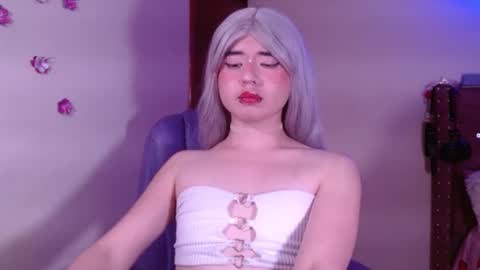 saku online show from 10/06/25, 03:20