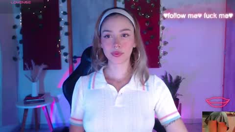 Sakura online show from 11/02/25, 04:37