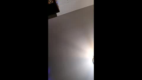 Snapshot of sakuralove83 chatting on 12/21/25, 10:06 sakuralove online show from 12/21/25, 10:06