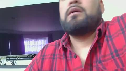 sal cumplaciente online show from 12/01/25, 06:35