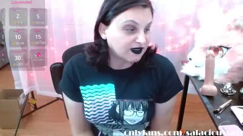 salacious_bunny online show from 10/30/25, 01:23