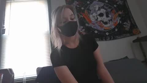 Salem Veil online show from 02/28/26, 08:10