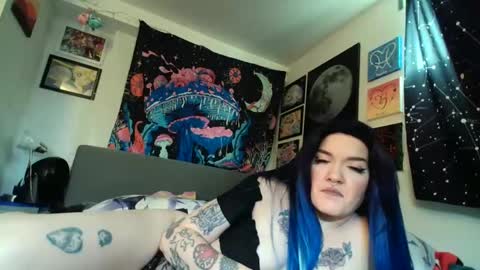 salemsslut online show from 01/06/25, 04:23