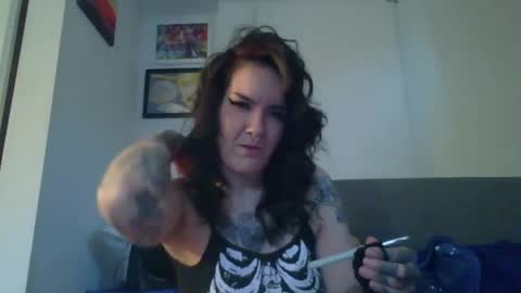 salemsslut online show from 01/24/25, 03:02