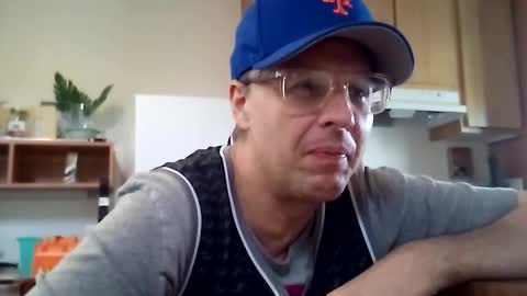 salis1981 online show from 11/04/25, 06:29