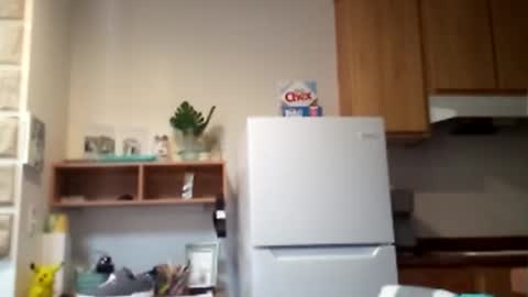 salis1981 online show from 02/10/26, 06:45