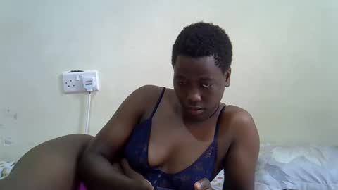 naomi online show from 04/22/26, 09:33