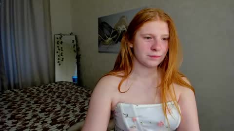 Snapshot of sally_ange1 chatting on 04/27/26, 12:52 Sally online show from 04/27/26, 12:52