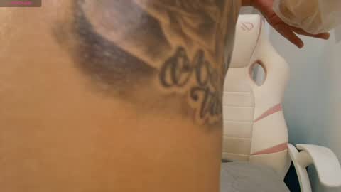 Snapshot of sally_diaz chatting on 04/10/26, 02:00 Sally online show from 04/10/26, 02:00