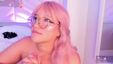 Snapshot of sally_white_ chatting on 02/07/25, 09:58 Sally White online show from 02/07/25, 09:58