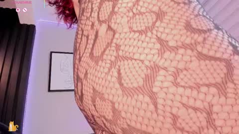 Snapshot of sally_white_ chatting on 12/05/25, 03:26 Sally White online show from 12/05/25, 03:26