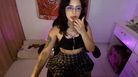 Snapshot of sallymaddoxx chatting on 04/29/26, 12:27 sallymaddoxx online show from 04/29/26, 12:27