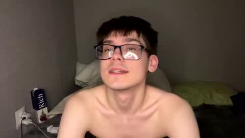 Snapshot of sallypussyboy chatting on 03/07/25, 08:00 FinnKlein online show from 03/07/25, 08:00