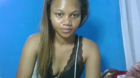 Snapshot of sallywett chatting on 01/22/25, 03:41 SallyWett online show from 01/22/25, 03:41