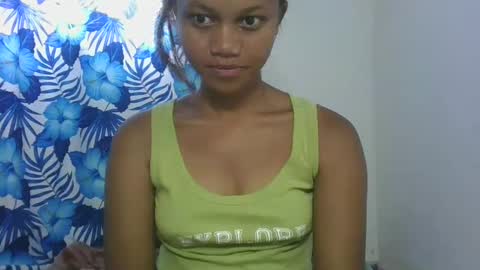 Snapshot of sallywett chatting on 02/22/25, 09:34 SallyWett online show from 02/22/25, 09:34