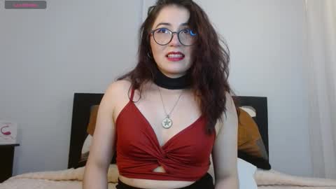 Snapshot of salma_tori chatting on 12/04/25, 09:34 salma_tori online show from 12/04/25, 09:34