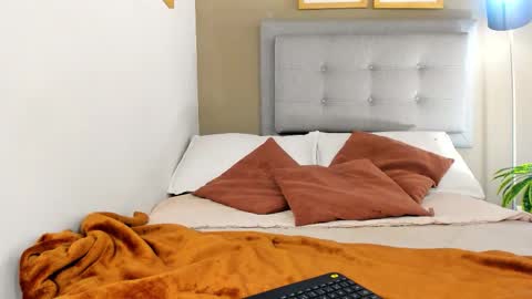 Snapshot of salo____ chatting on 03/23/26, 03:38 Salo online show from 03/23/26, 03:38