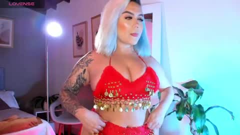 Snapshot of salo____ chatting on 04/17/26, 03:15 Salo online show from 04/17/26, 03:15