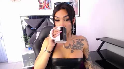 Snapshot of salo_hot01 chatting on 11/09/25, 02:48 SALO HOT online show from 11/09/25, 02:48