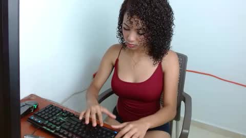 salome_18_big_tits online show from 10/25/25, 09:09