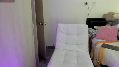 Snapshot of salome_88_ chatting on 02/04/26, 03:29 Salome online show from 02/04/26, 03:29