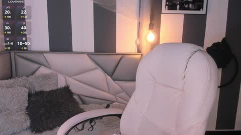 salome__evans online show from 12/29/24, 12:34