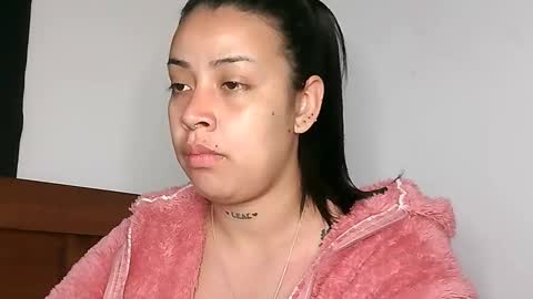 Snapshot of salome__hills chatting on 03/20/26, 03:50 online show from 03/20/26, 03:50