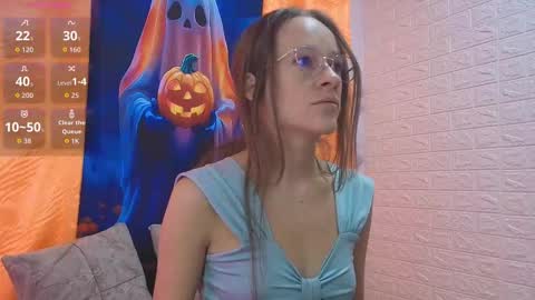 Snapshot of salome_cruxx chatting on 10/13/25, 11:32 salome_cruxx online show from 10/13/25, 11:32
