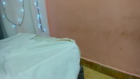 salome online show from 02/14/25, 12:51