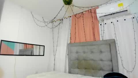 salome online show from 02/22/25, 12:38