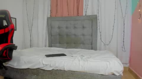 salome online show from 02/27/25, 12:21