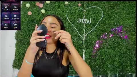 salome online show from 03/09/25, 09:14