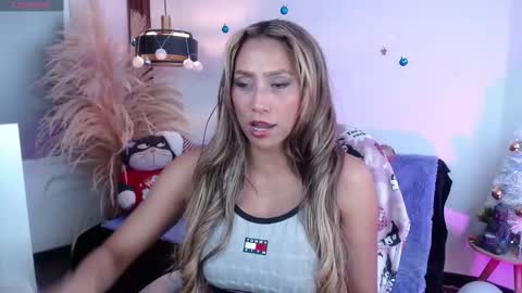 salome_drasin online show from 12/22/25, 08:39