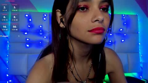 Snapshot of salome_rouse chatting on 12/15/24, 12:51 Salome Rose online show from 12/15/24, 12:51