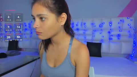 Snapshot of salome_rouse chatting on 09/26/25, 11:09 Salome Rose online show from 09/26/25, 11:09