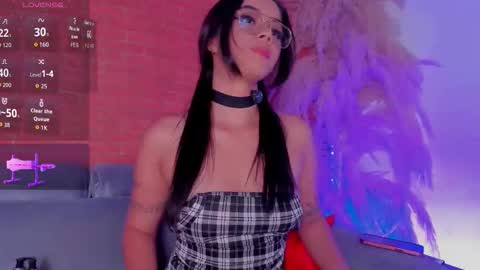 Snapshot of salome_villas_ chatting on 03/04/26, 09:10 SALOME online show from 03/04/26, 09:10